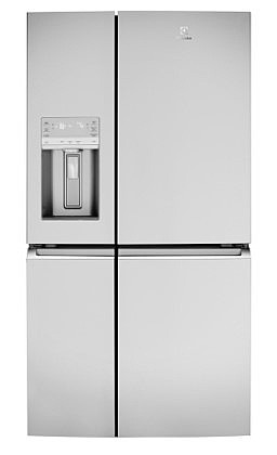 ���� 4 ����� electrolux ����������  TwinTech cooling ����� UltimateTaste 900 ��� EQE6870SA