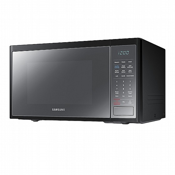 ������� ����� ���� 32 ���� Samsung ������ MG32J5133AM