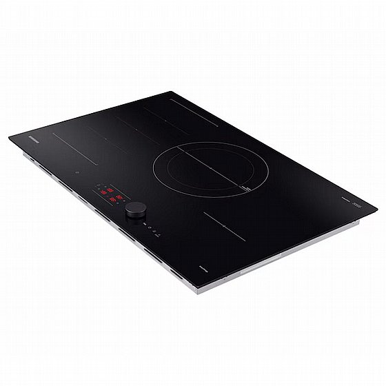 ������ ��������� 4 ������ ����� Samsung ������ NZ84C6058FK